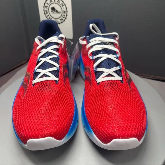 Saucony Kinvara 14 Liberty Red White Blue USA S20823-76 Men Size 12 NEW freedom